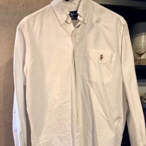 Men’s Ralph Lauren buttondown. Size small.
